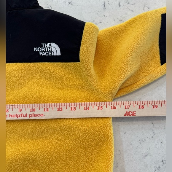 THE NORTH FACE Boys' Denali Jacket (Little Big Kid) Sz XS 6 Summit Gold Fleece - Picture 8 of 14